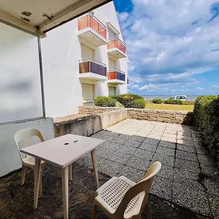 Apartment - De 28m² Avec Terrasse Et Parking - Fr-1-478-93
